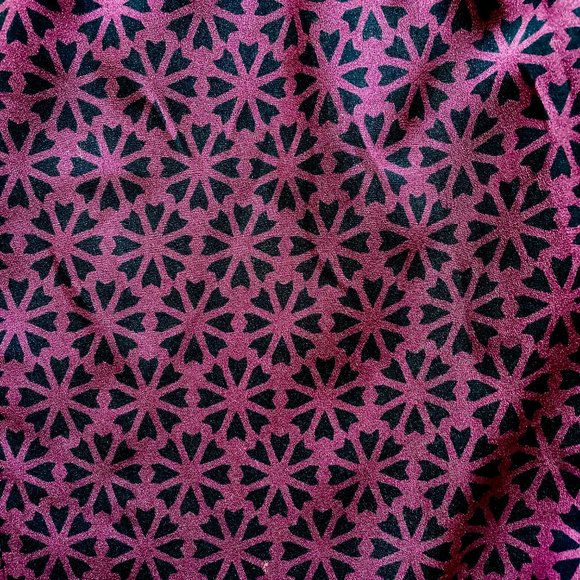 C. Wonder Lightweight Patterned Pants with elastic waist band | Size Medium - Picture 2 of 2